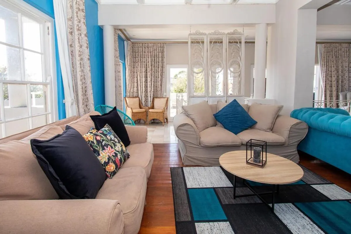 Fresnaye Family Home 4 Bedrooms No Loadshedding Cape Town