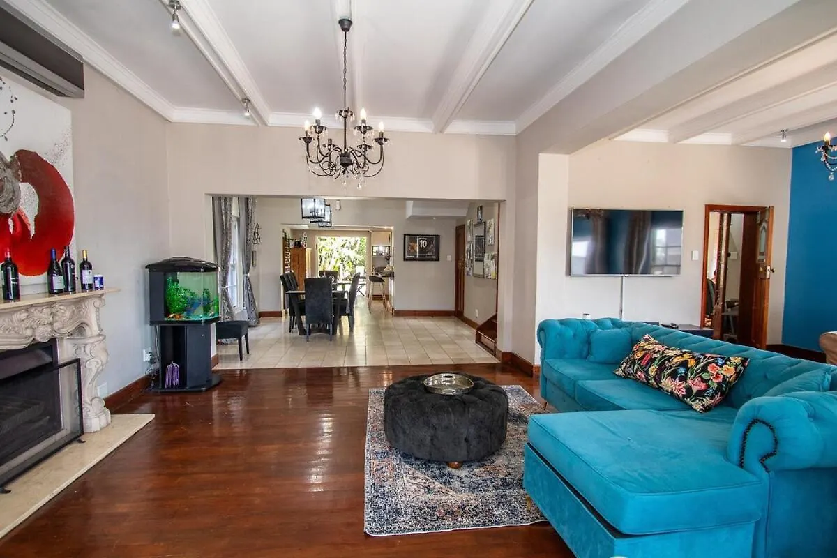 Fresnaye Family Home 4 Bedrooms No Loadshedding Cape Town South Africa