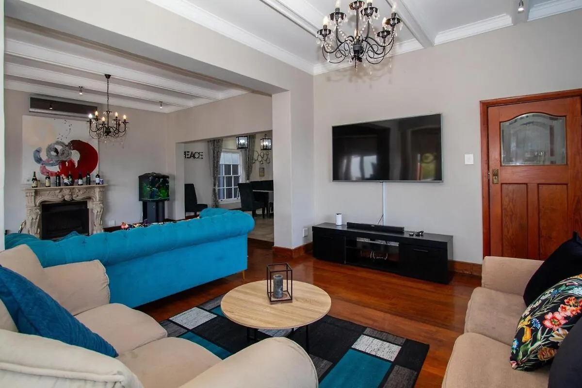 Fresnaye Family Home 4 Bedrooms No Loadshedding Cape Town 0*,  South Africa