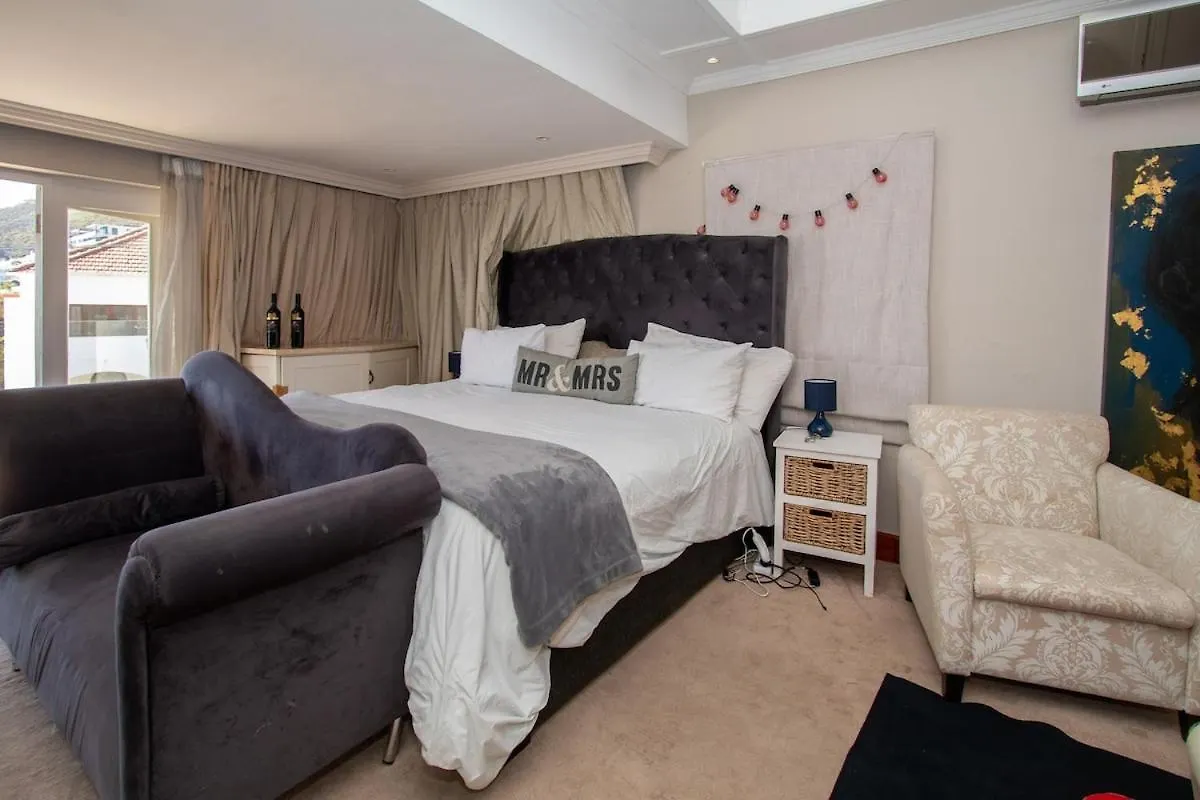 Fresnaye Family Home 4 Bedrooms No Loadshedding Cape Town