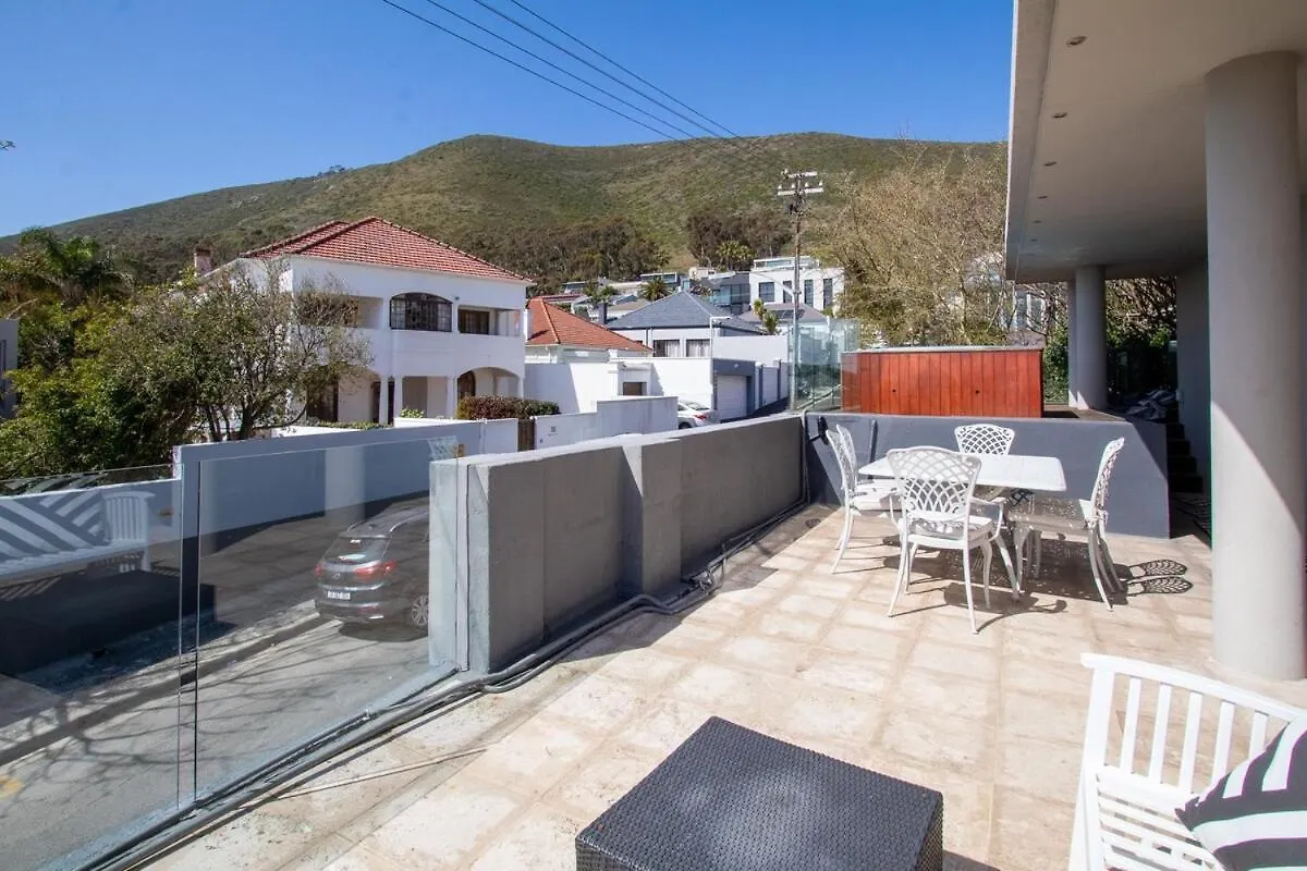 Fresnaye Family Home 4 Bedrooms No Loadshedding Cape Town