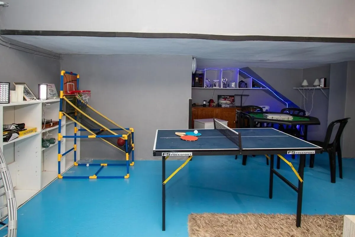 Fresnaye Family Home 4 Bedrooms No Loadshedding Cape Town 0*,  South Africa