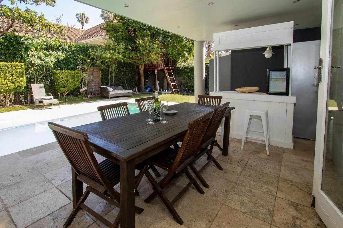 Fresnaye Family Home 4 Bedrooms No Loadshedding Cape Town