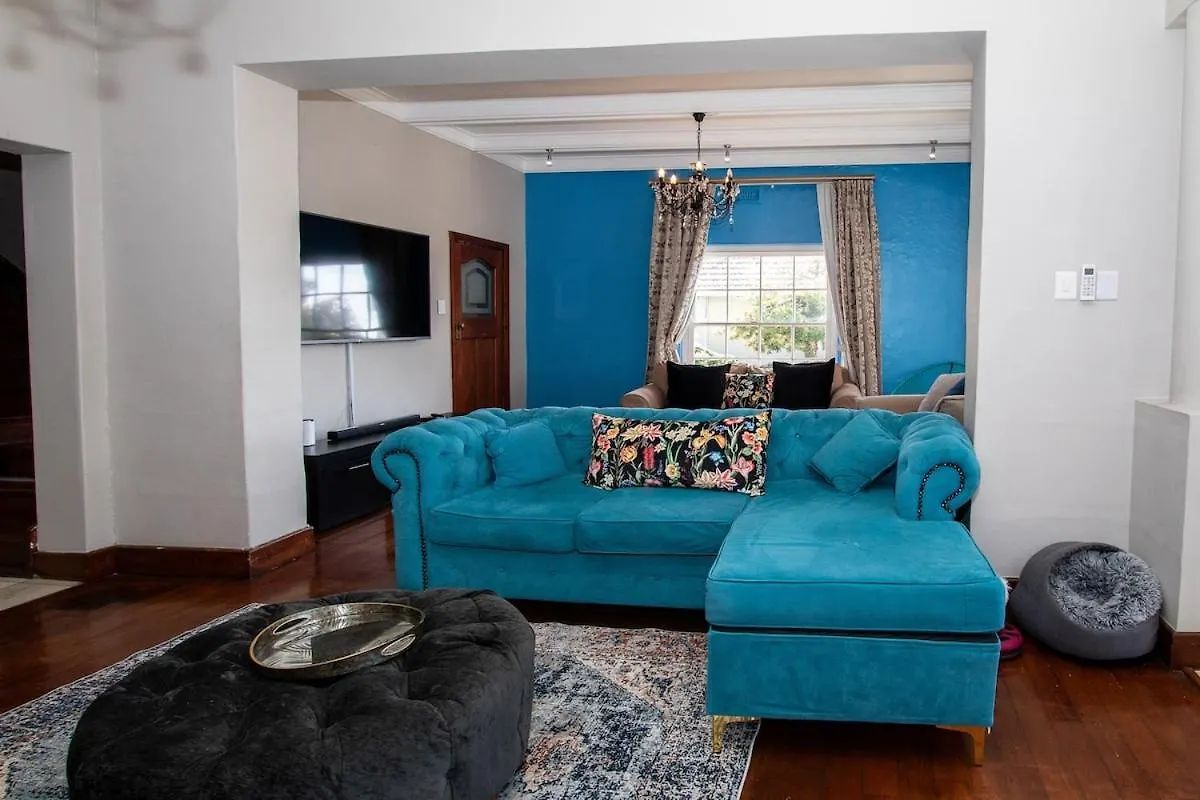 Holiday home Fresnaye Family Home 4 Bedrooms No Loadshedding Cape Town