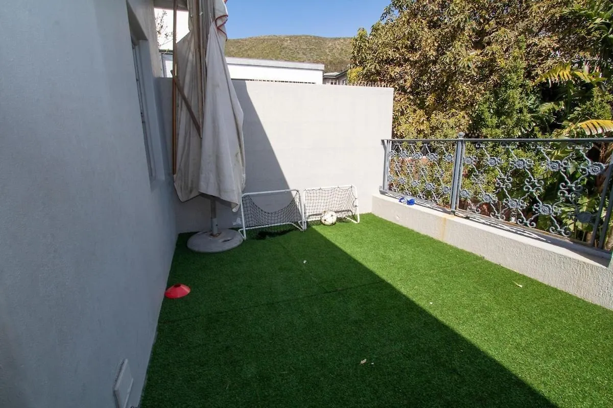 Holiday home Fresnaye Family Home 4 Bedrooms No Loadshedding Cape Town