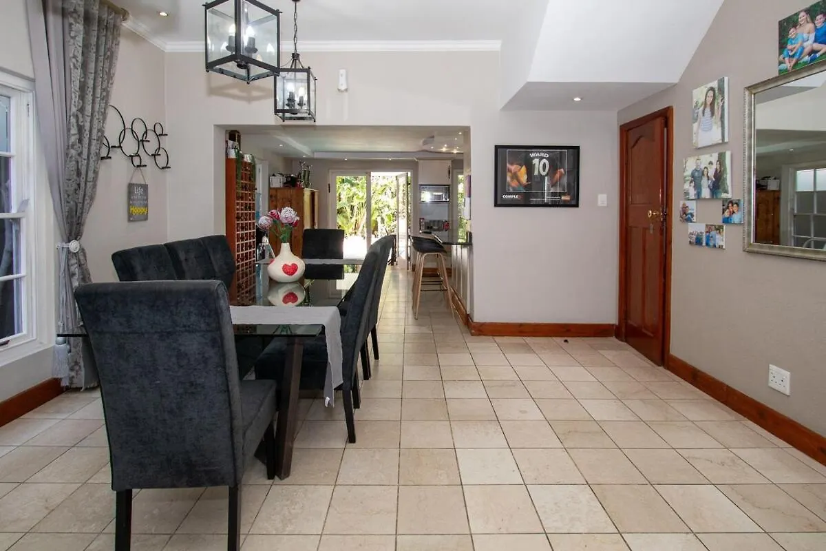 Fresnaye Family Home 4 Bedrooms No Loadshedding Cape Town